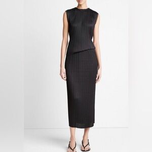 Vince Black Women’s Satin Straight Pleated Pull On Skirt Size Large